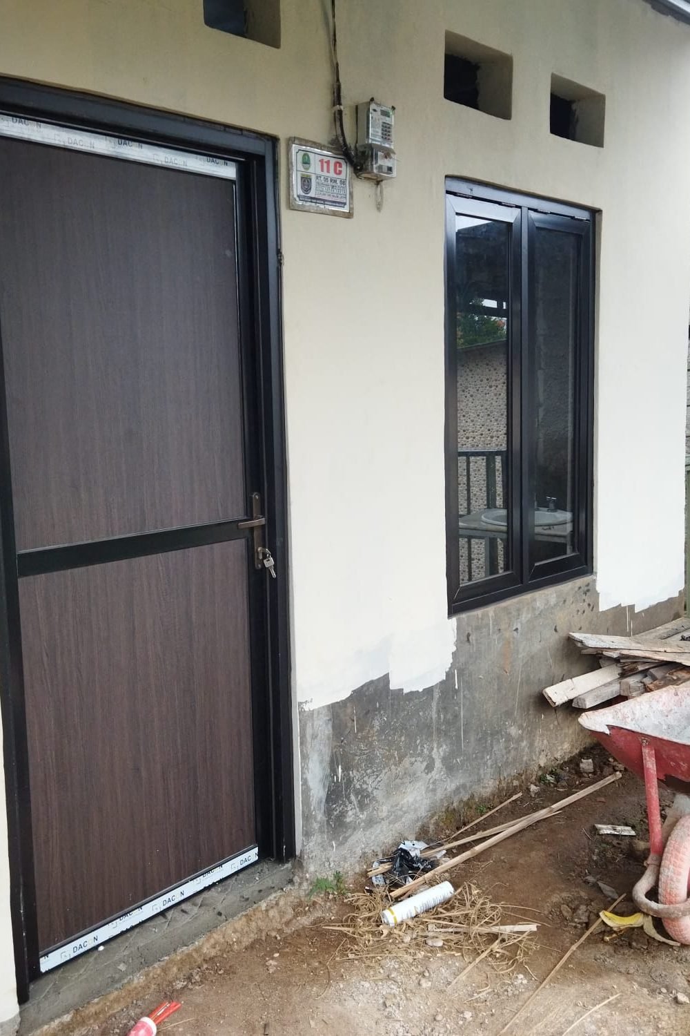 Pintu ACP Coklat Polos